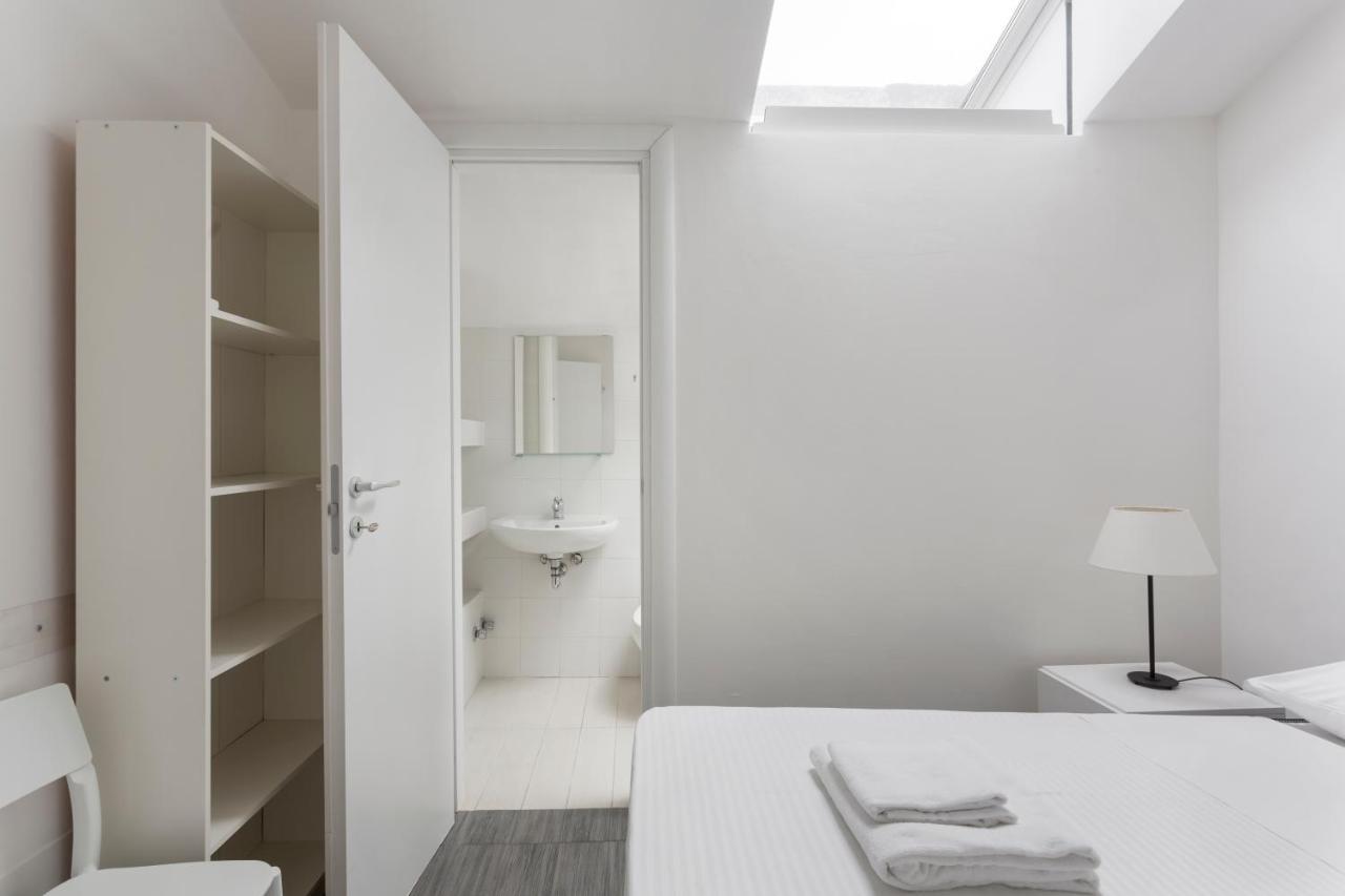 2 Bedroom 2 Bathroom Apt - Duomo 1 มิลาน ภายนอก รูปภาพ